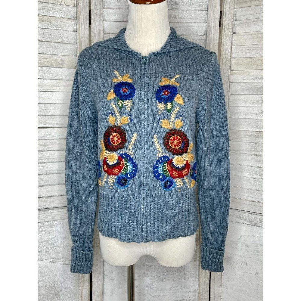 VICTORIA JONES Blue Floral Embroidered Zip Front Sweater Size Petite Small